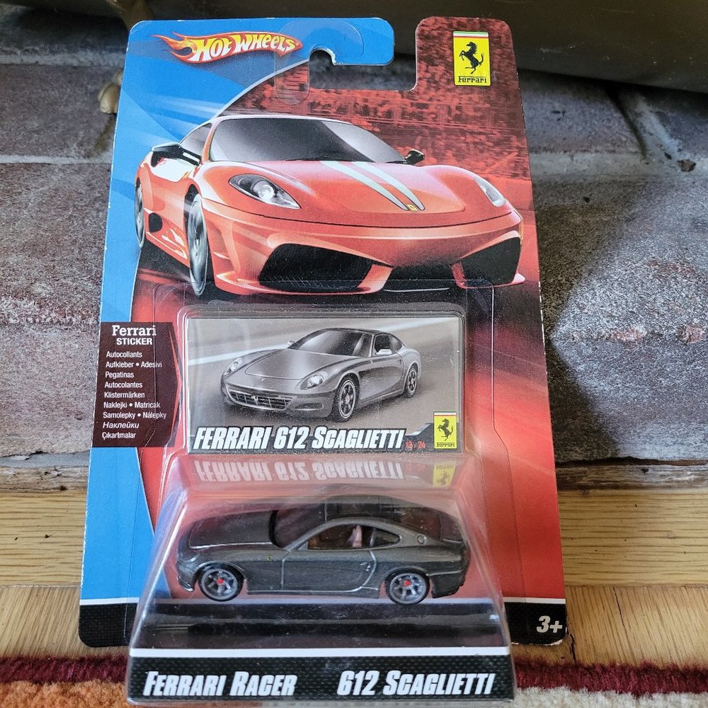 Hot Wheels Ferrari 612 Scaglietti Toy Car - Ferrari Racer Edition